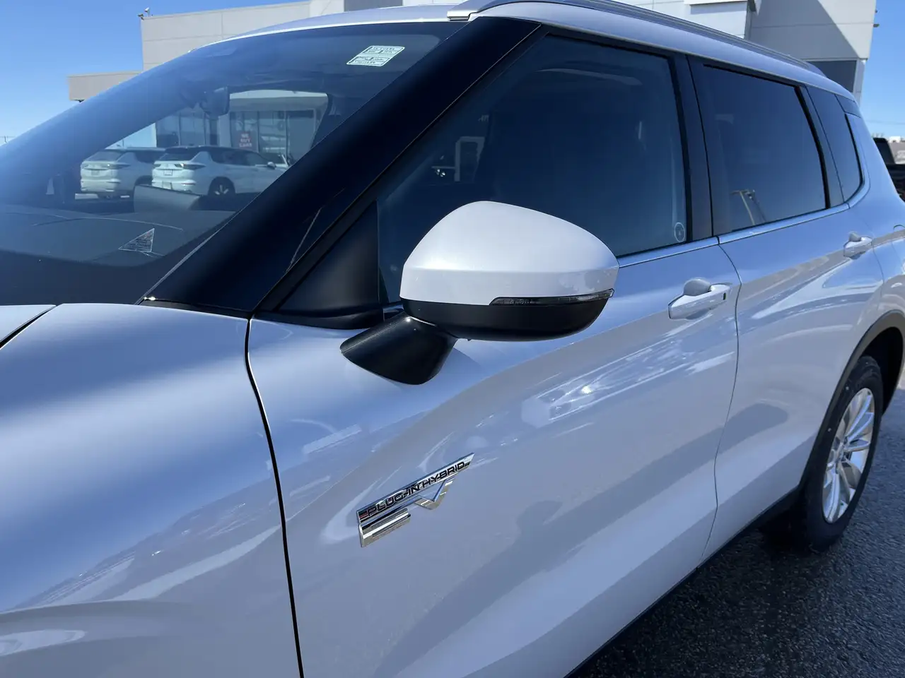 Mitsubishi Outlander снимка Mitsubishi Outlander