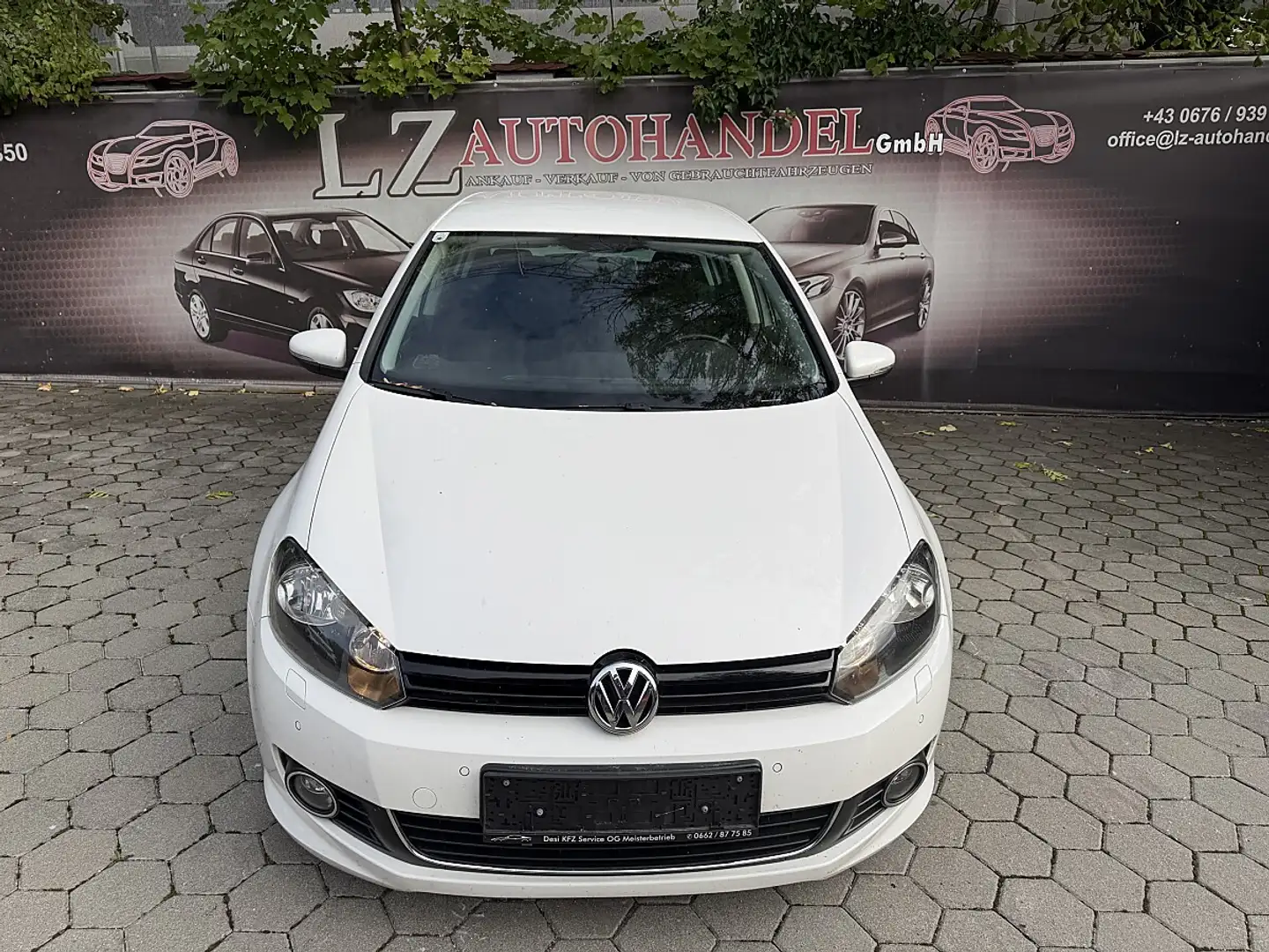 Volkswagen Golf Comfortline 1,6 TDI DPF Weiß - 2