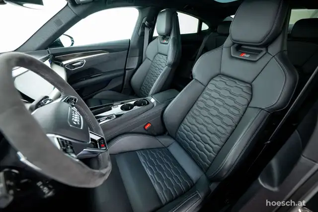 Audi e-tron GT RS quattro 21" BLACK LASER B&O PANO DESIGN Ansicht 21