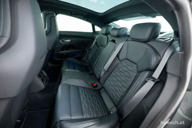 Audi e-tron GT RS quattro 21" BLACK LASER B&O PANO DESIGN Ansicht 7