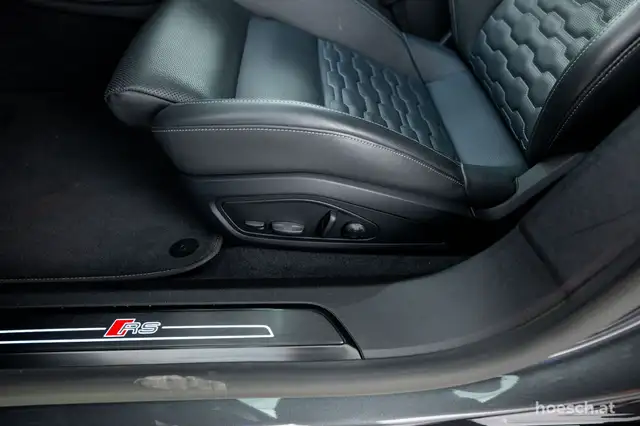 Audi e-tron GT RS quattro 21" BLACK LASER B&O PANO DESIGN Ansicht 33