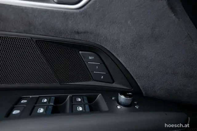 Audi e-tron GT RS quattro 21" BLACK LASER B&O PANO DESIGN Ansicht 32