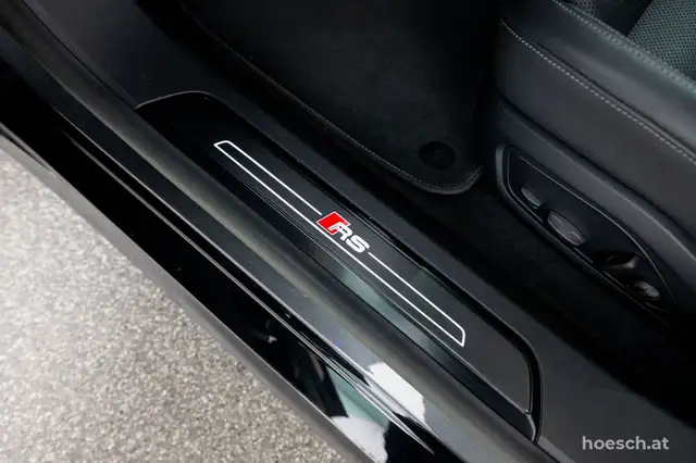 Audi e-tron GT RS quattro 21" BLACK LASER B&O PANO DESIGN Ansicht 35