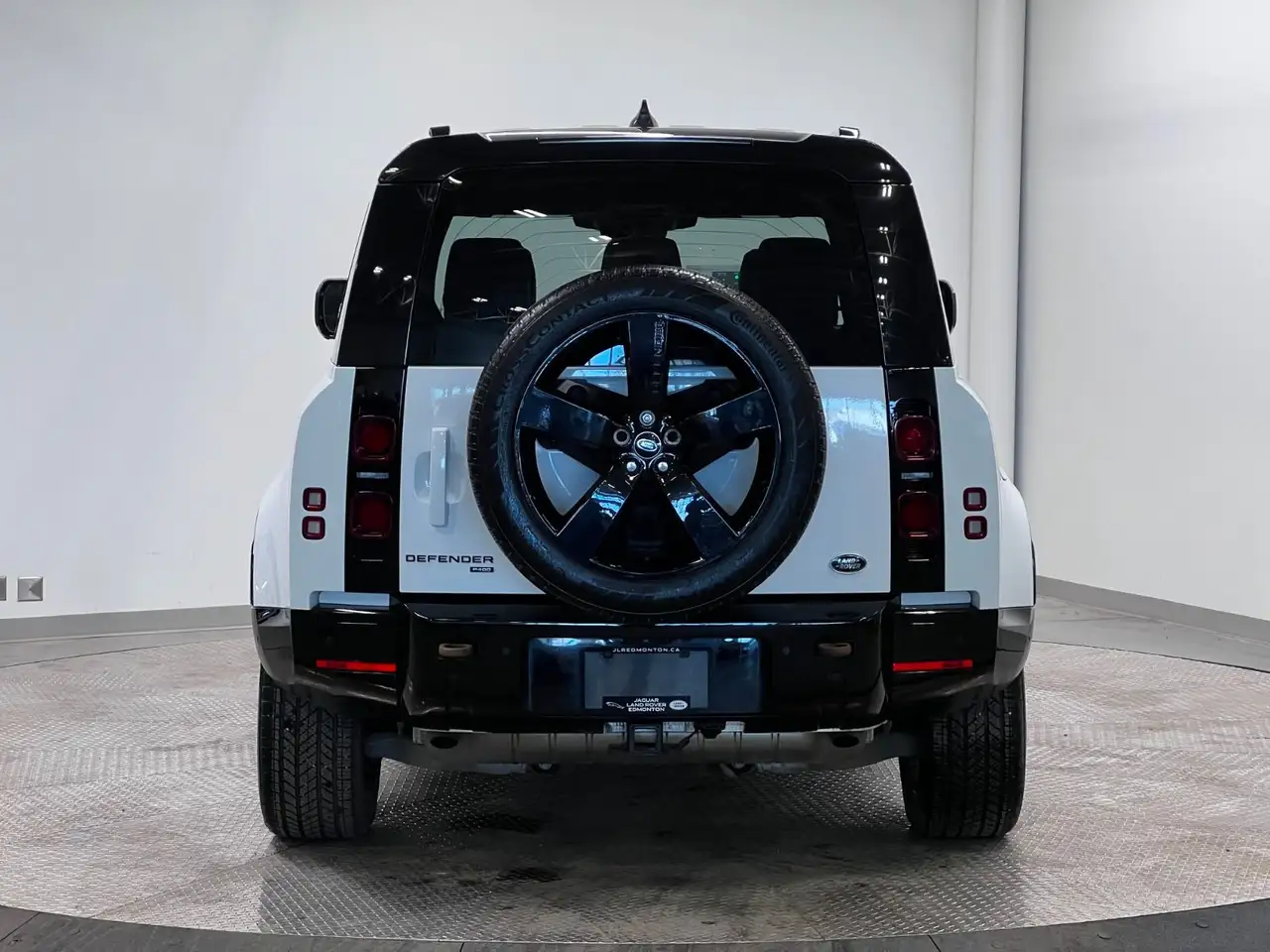 Land Rover Defender снимка Land Rover Defender