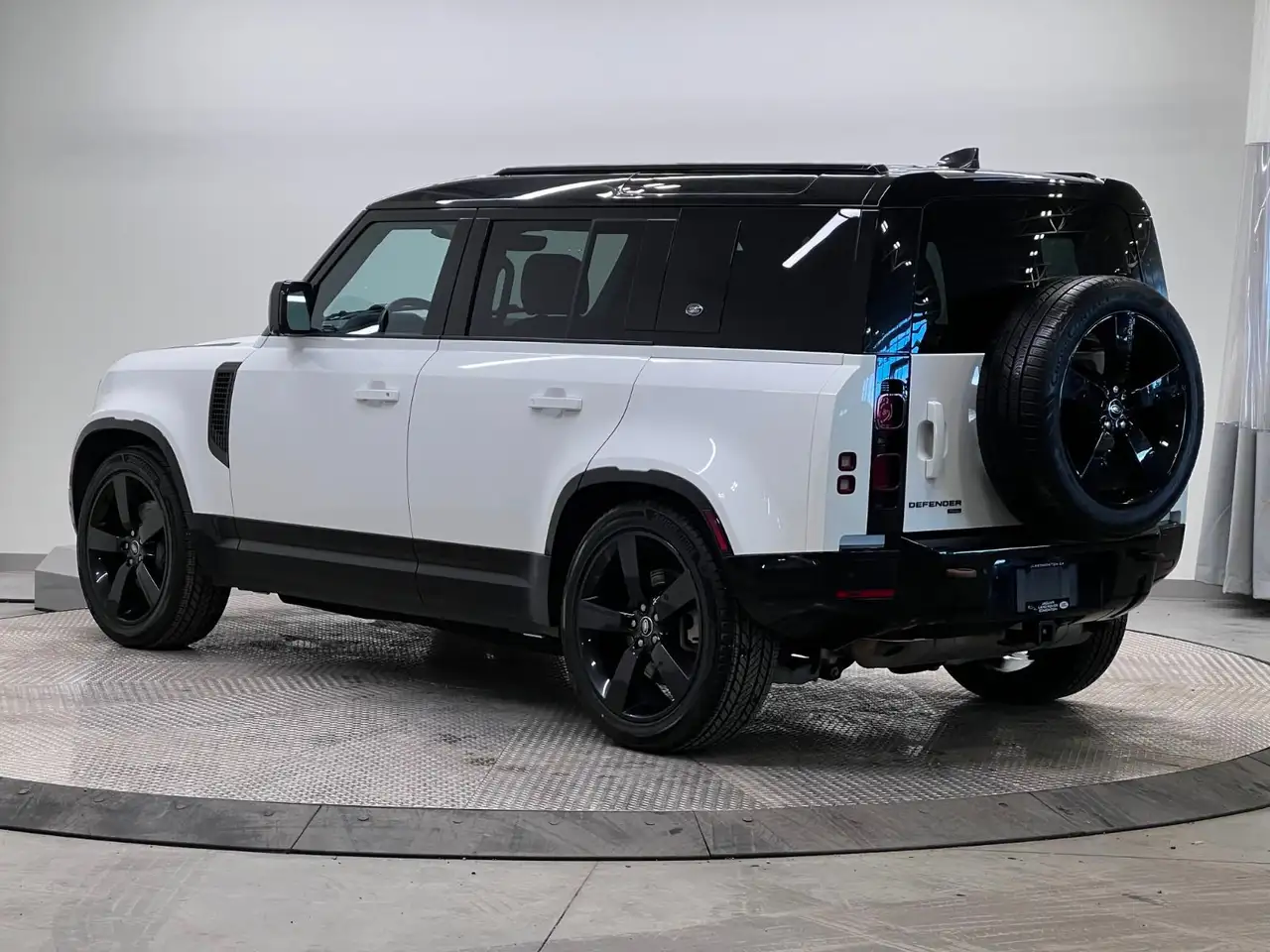Land Rover Defender снимка Land Rover Defender