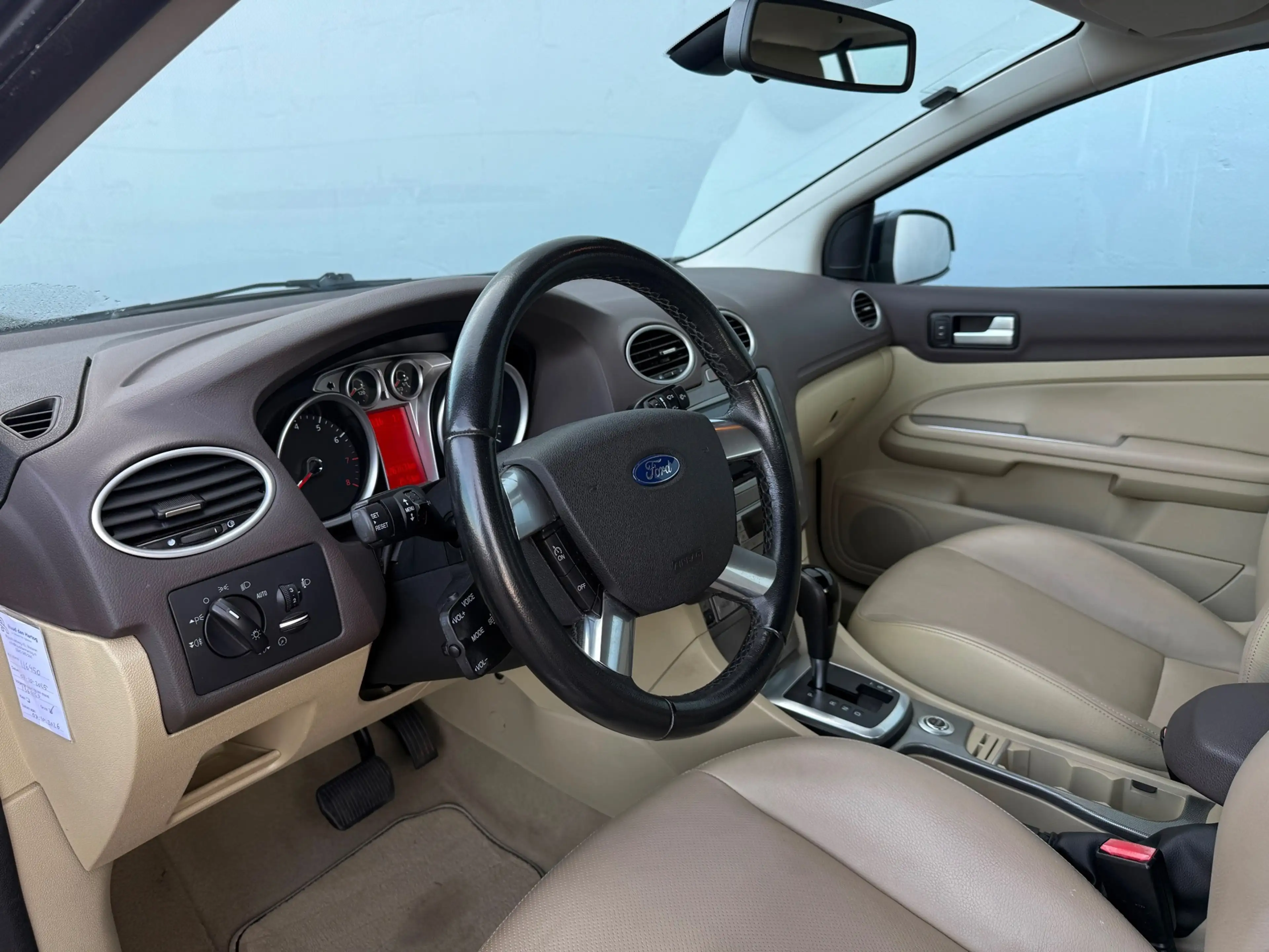 Ford Focus CC Coupé-Cabriolet 2.0 Limited - Lederen Interieur — photo 10
