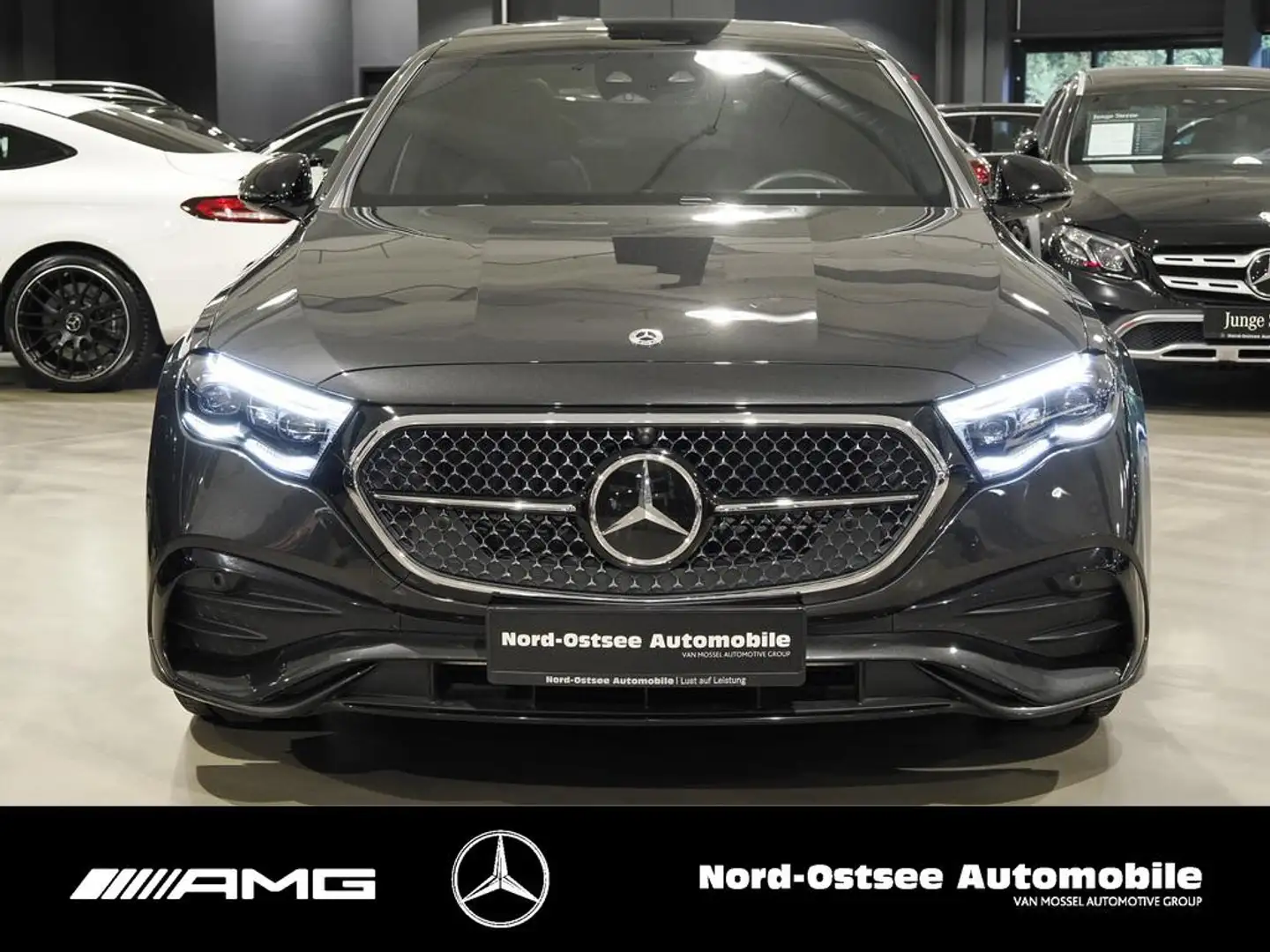 Mercedes-Benz E 200 AMG PANO BURMESTER NIGHT SHZ Gris - 2