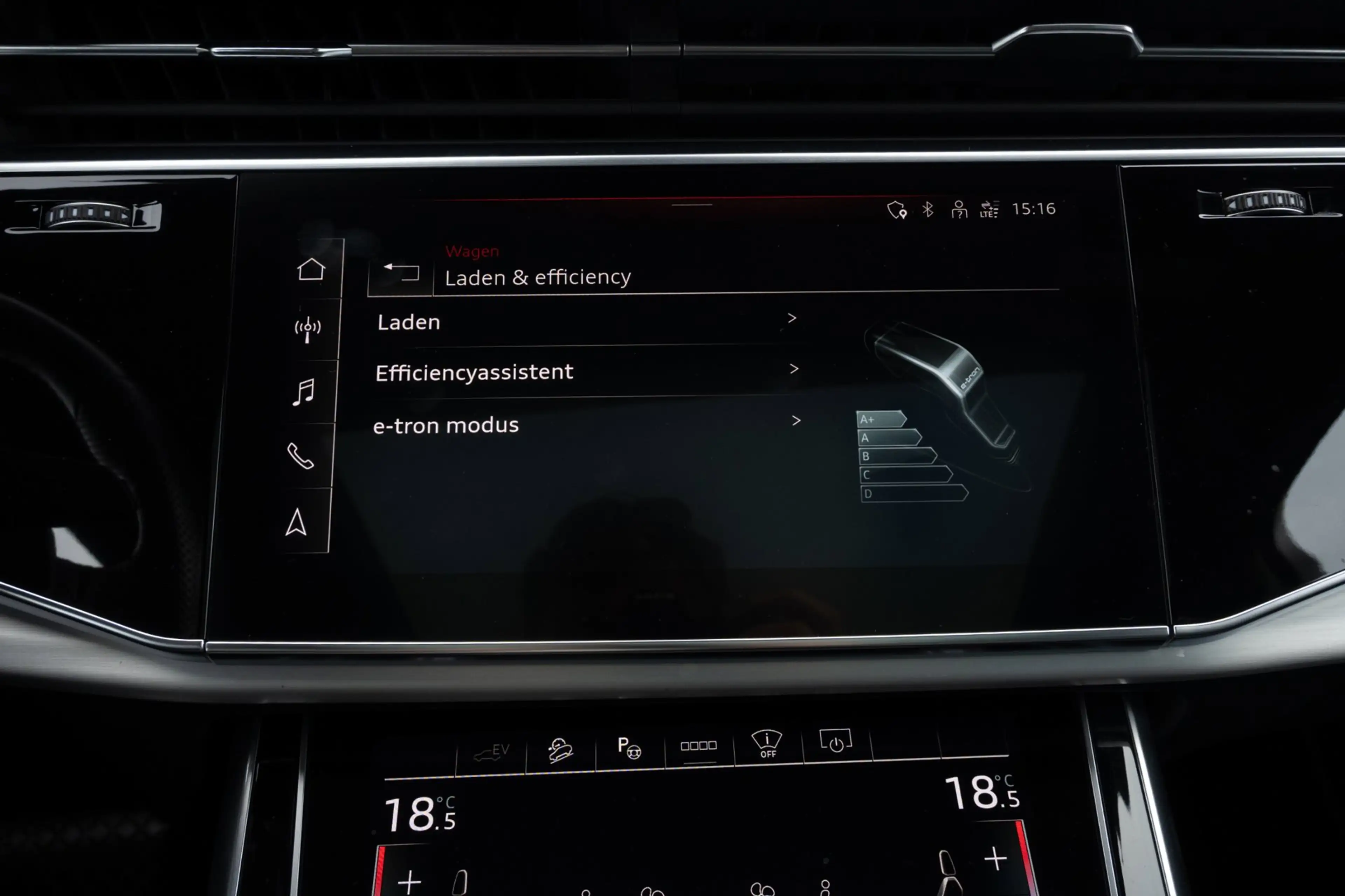 Audi Q7 60 TFSI e quattro Competition PANORAMADAK — photo 46