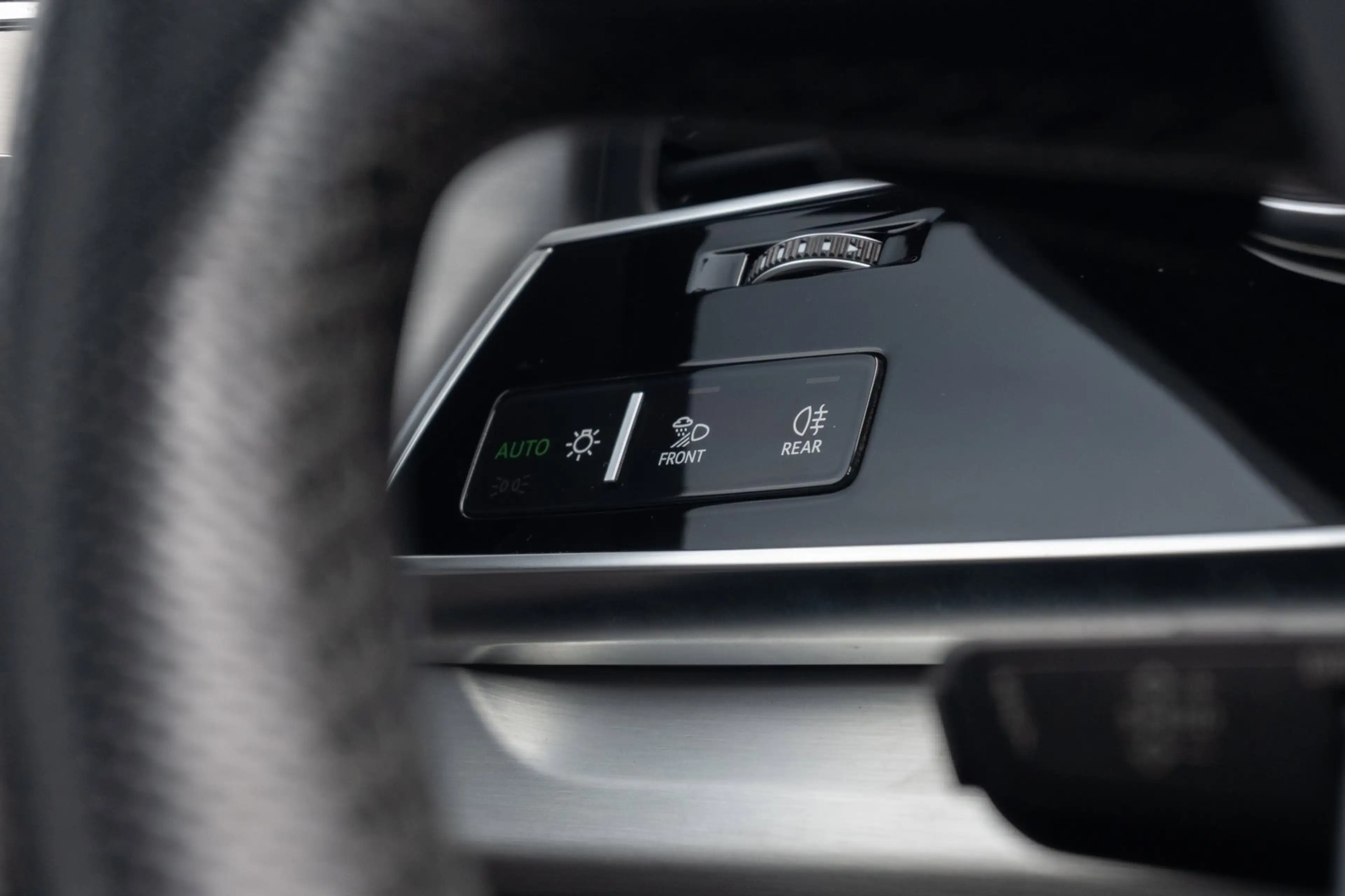 Audi Q7 60 TFSI e quattro Competition PANORAMADAK — photo 31