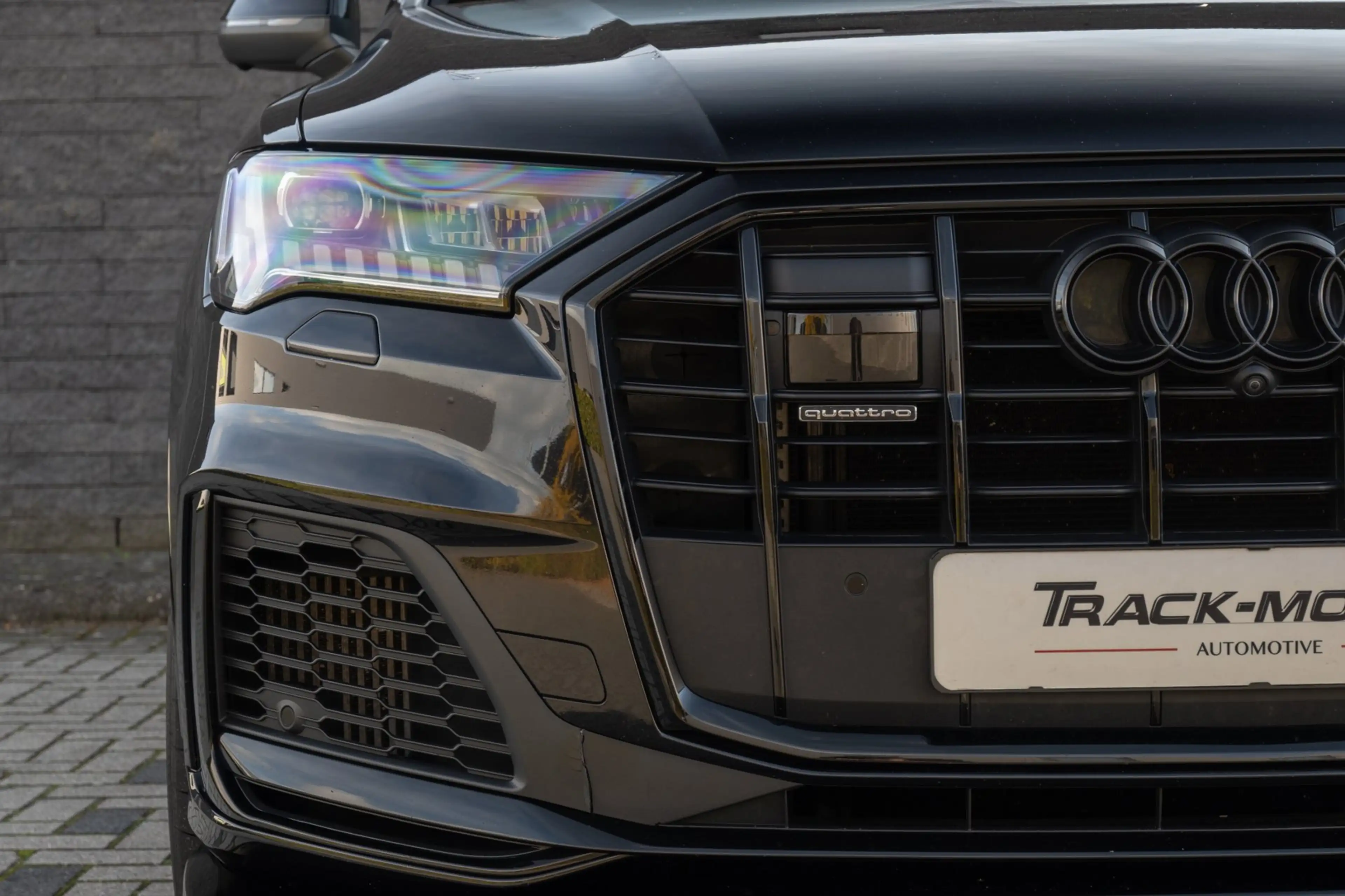 Audi Q7 60 TFSI e quattro Competition PANORAMADAK — photo 5