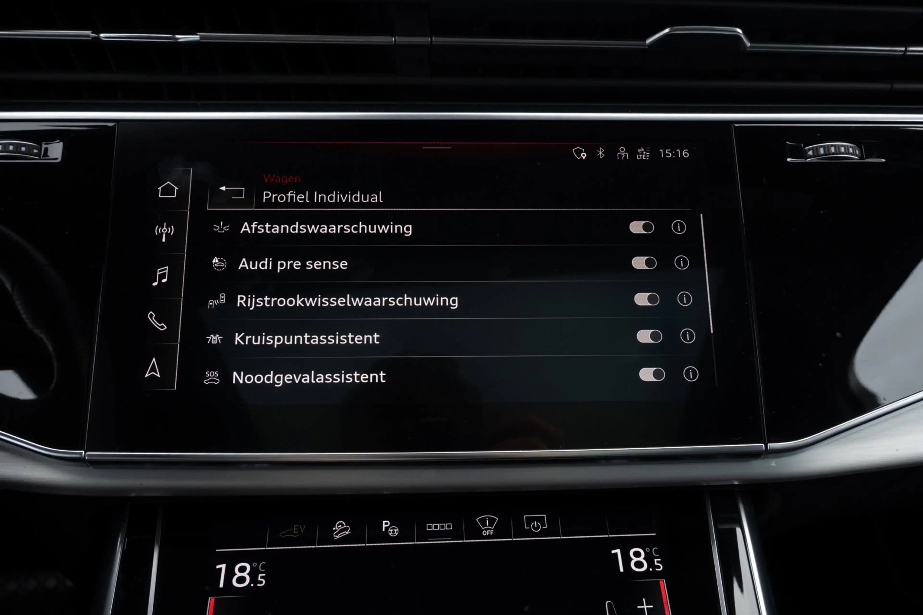 Audi Q7 60 TFSI e quattro Competition PANORAMADAK — photo 48