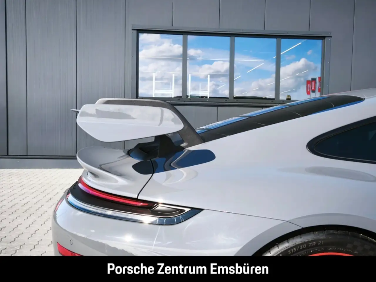 Porsche 992 -2 (911) GT3 Clubsport Bose Lift HD-Matrix 90L Pri 13