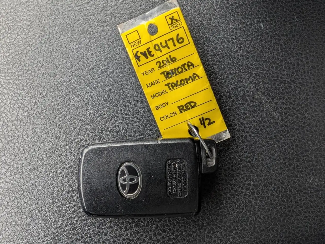 Toyota Tacoma снимка Toyota Tacoma