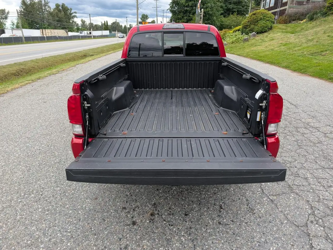 Toyota Tacoma снимка Toyota Tacoma