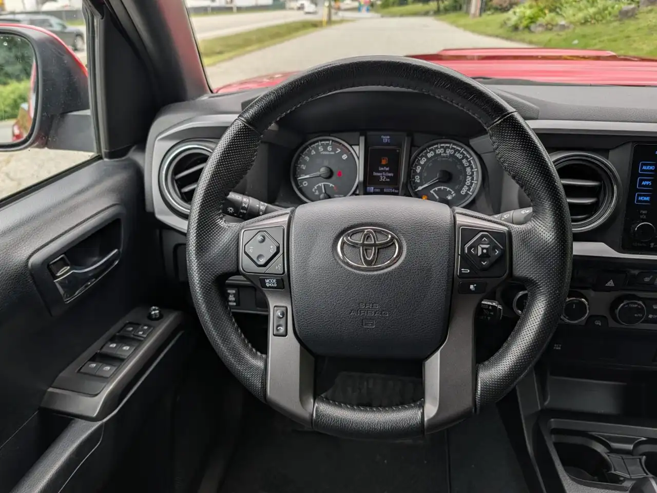 Toyota Tacoma снимка Toyota Tacoma