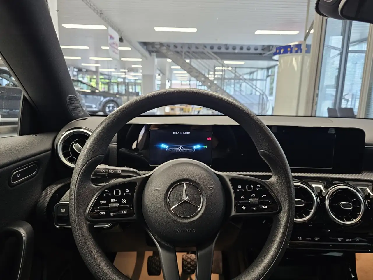 Mercedes-Benz CLA LED,Naiv,AHK,Sitzheizung, миниатюра 23