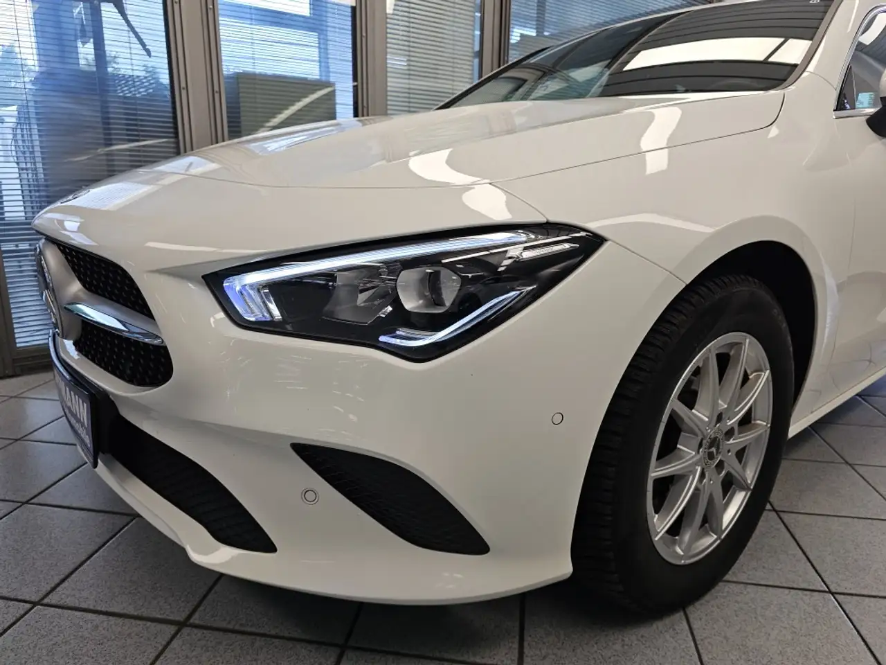 Mercedes-Benz CLA LED,Naiv,AHK,Sitzheizung, миниатюра 28