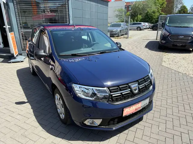 Dacia Sandero Essential / Inspektion NEU / Tagfahrlicht/MP3 /USB