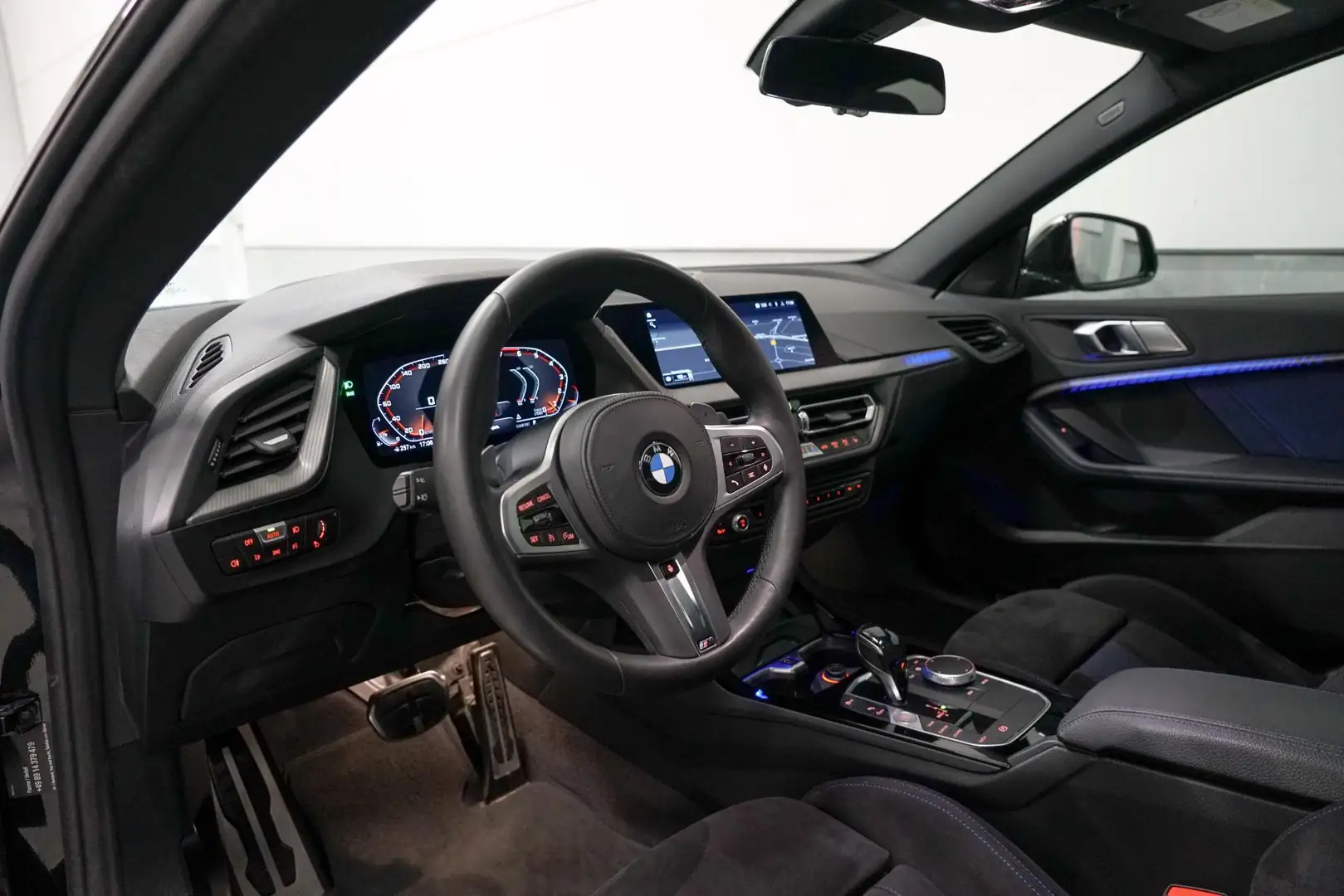 BMW 235 2-serie Gran Coupé M235i xDrive Panoramadak | Head Fekete - 2