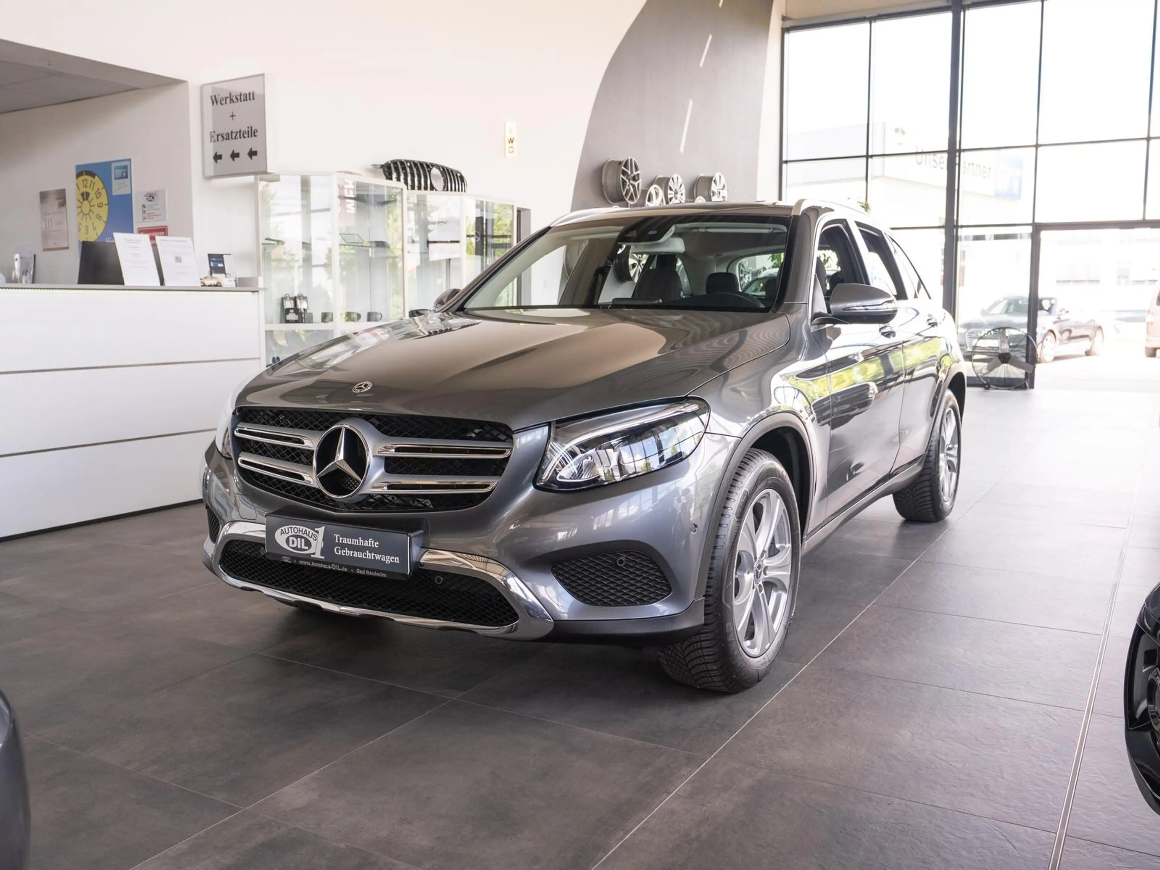 Mercedes-Benz GLC 250 4 Matic 9G-Tronic *AHK*R-KAMERA*LED* — photo 3