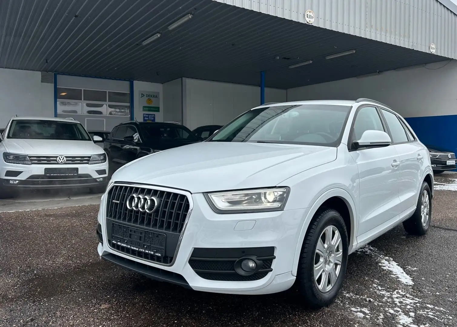 Audi Q3 2.0 TDI quattro / LED / NAVI / SHZ Weiß - 1