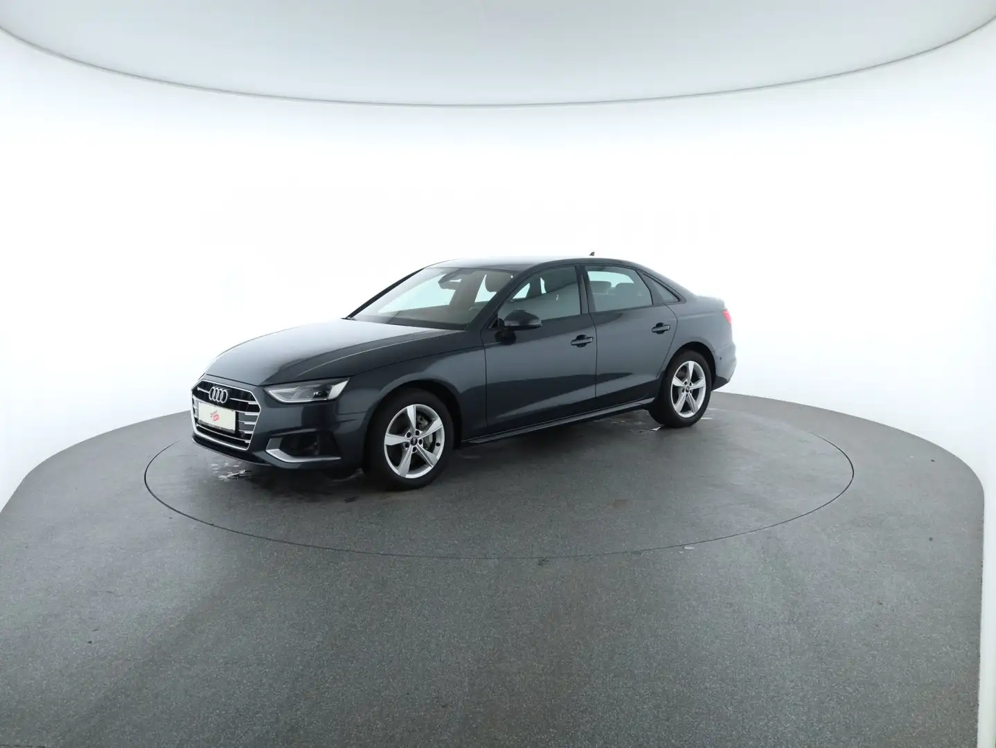 Audi A4 40 2.0 TDI advanced LenkradHZG+AHK+NAVI+RFK Grau - 1