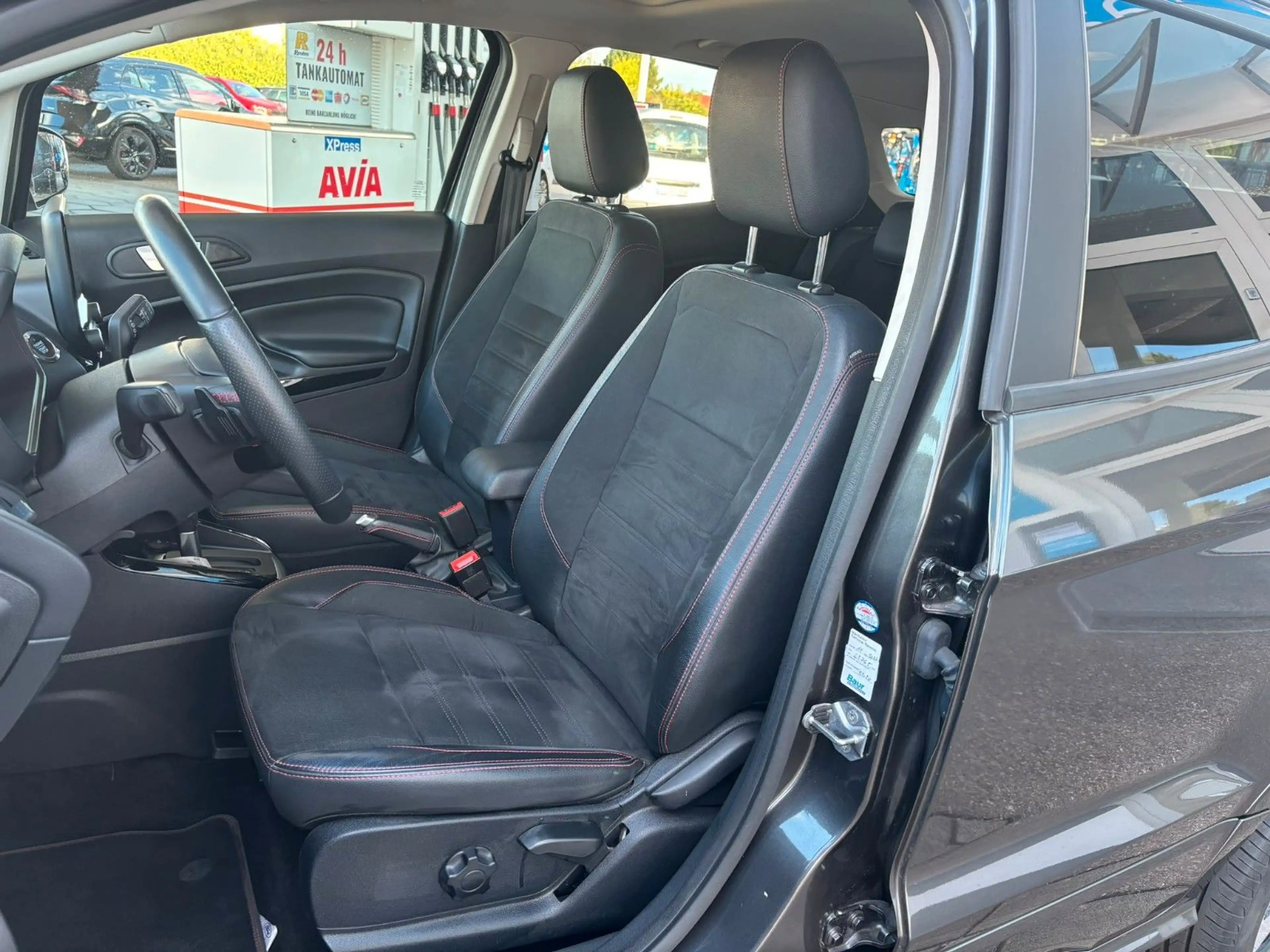 Ford EcoSport ST-Line *AHK/Navi/Kamera/SHZ* — photo 10