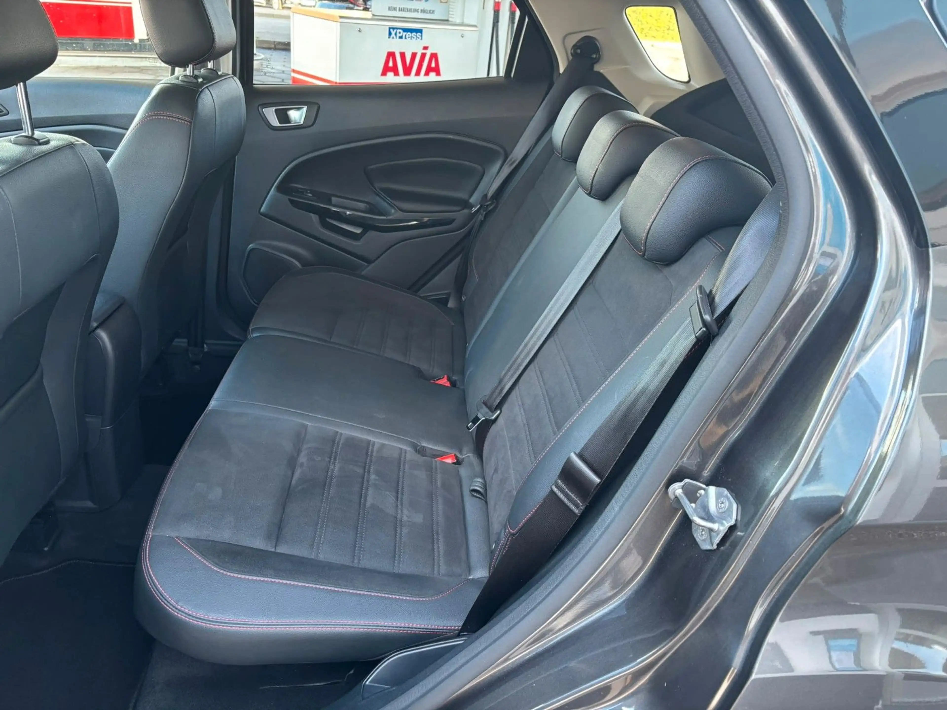 Ford EcoSport ST-Line *AHK/Navi/Kamera/SHZ* — photo 12