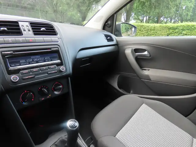 Volkswagen Polo view 14