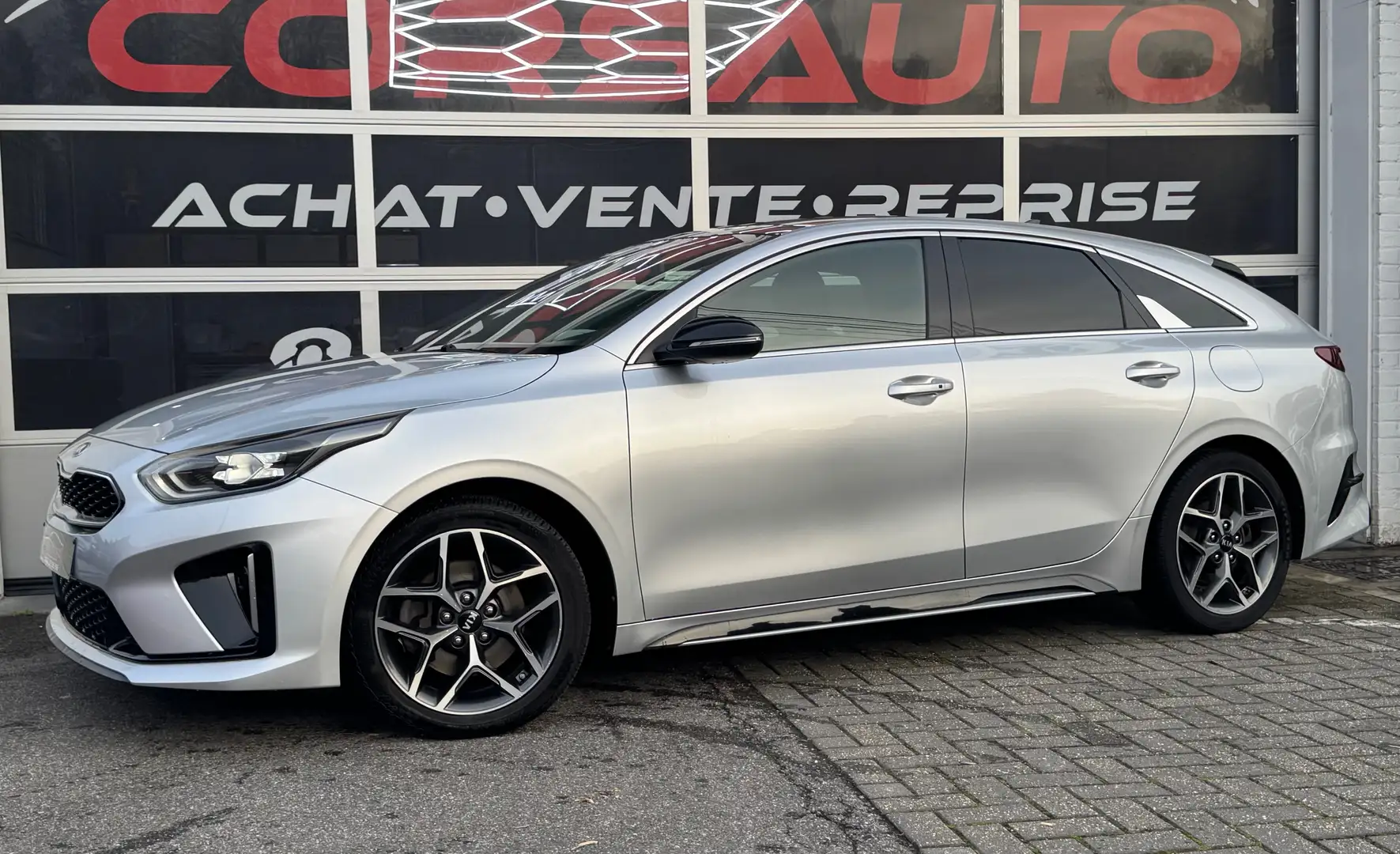 Kia ProCeed / pro_cee'd ProCeed 1.6 CRDi GT-Line AUTO Full options !!! Gris - 1