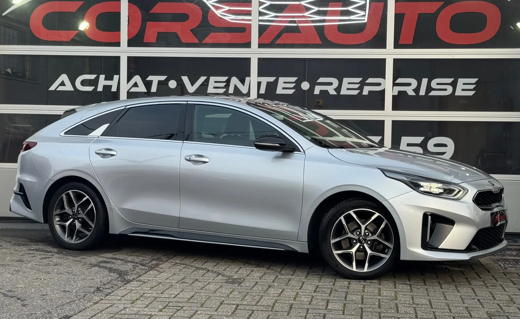 Kia ProCeed / pro_cee'd ProCeed 1.6 CRDi GT-Line AUTO Full options !!! Gris - 2