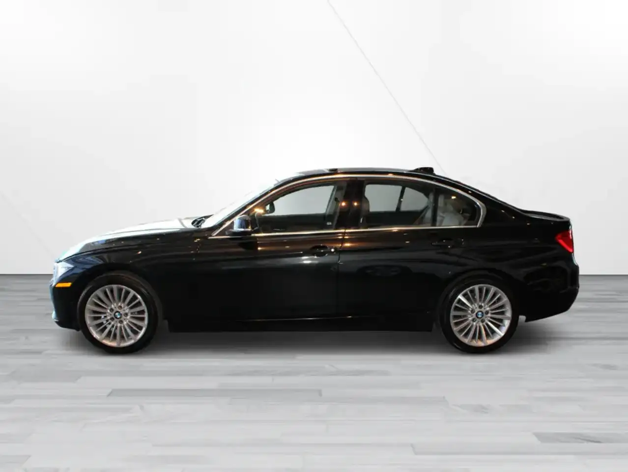 BMW 3 Series снимка BMW 3 Series
