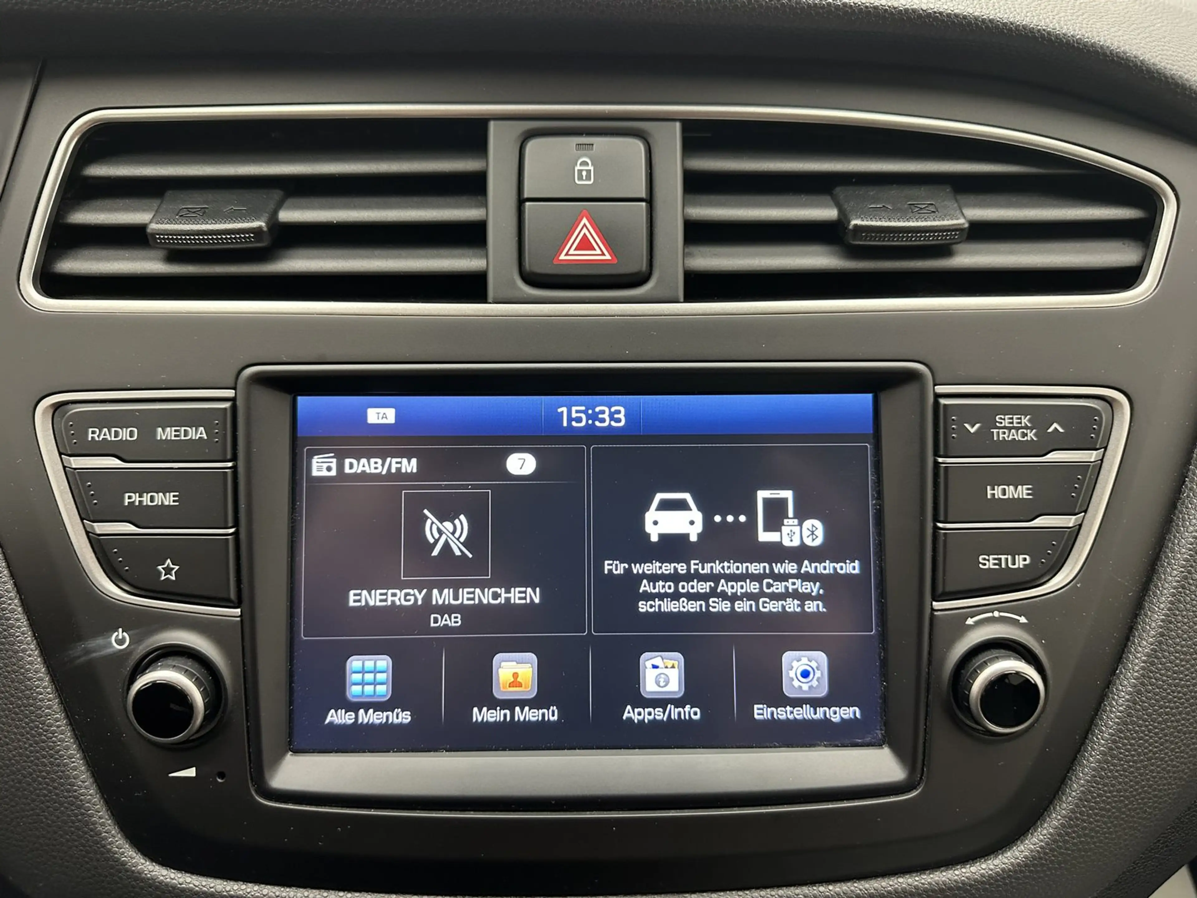 Hyundai i20 YES! "CAM-SITZH-MULTI-PDC-TEMPO-ALU-TÜV NEU" — photo 15