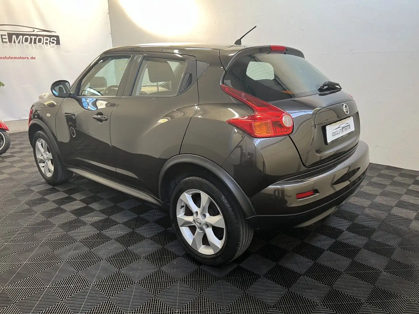 Nissan Juke 1,6 Acenta *SHZ *Kamera *Serviceheft Braun - 2