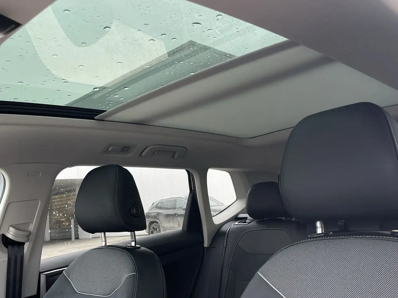 Volkswagen Taos снимка Volkswagen Taos