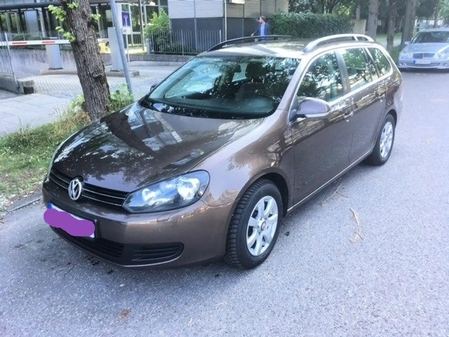 Volkswagen Golf Variant Golf Variant Trendlin 1.HDN PDC SHZG § 7/16  1a Hnědá - 1