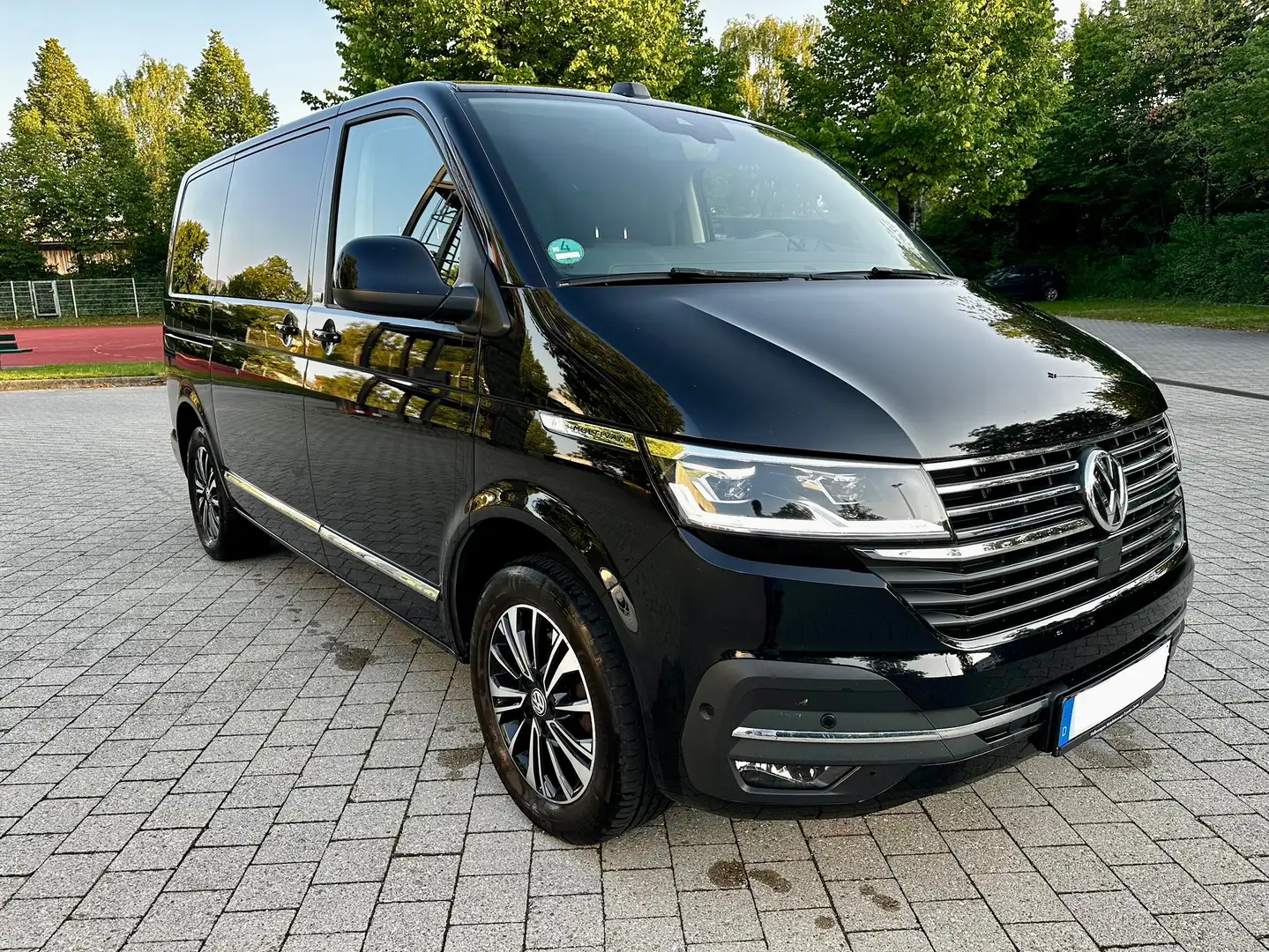 Volkswagen T6.1 Multivan Transporter T6 TDI BMT Kurz DSG Generation Six Negro - 1
