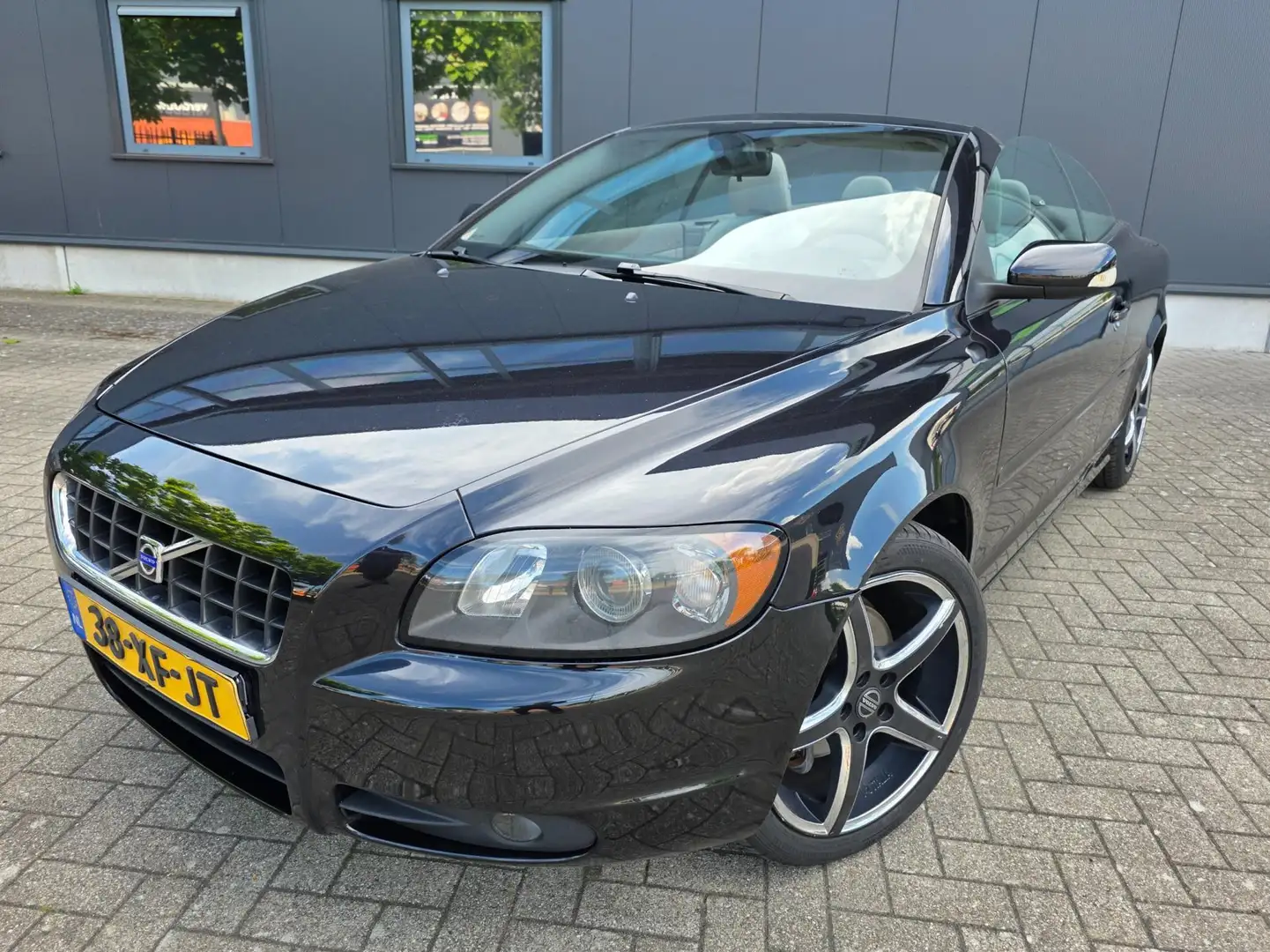 Volvo C70 Convertible 2.4 Kinetic, netto €, 170PK, bijtel vr Negru - 1