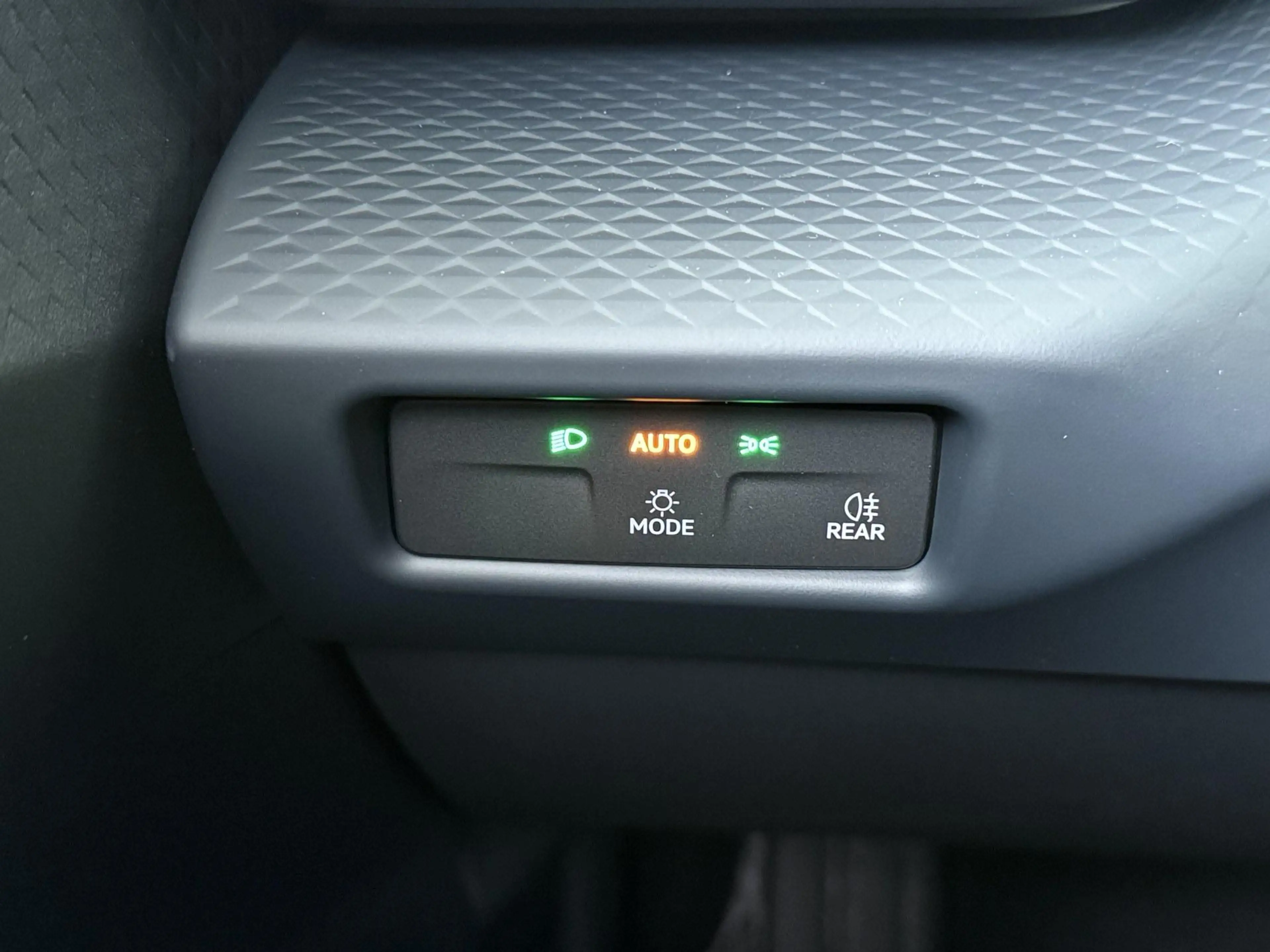 CUPRA Raval Business 135 PK Trekhaak afneembaar -- 5.000km CUP — photo 11