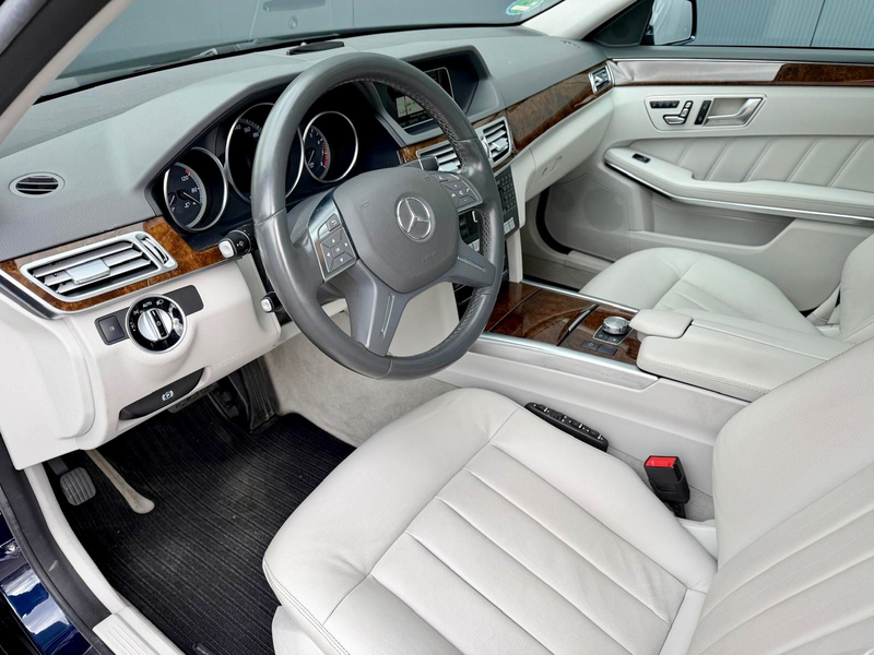 Mercedes-Benz E 400 4Matic,Elegance,Leder,EGSD,Rücksitz klappb — photo 7