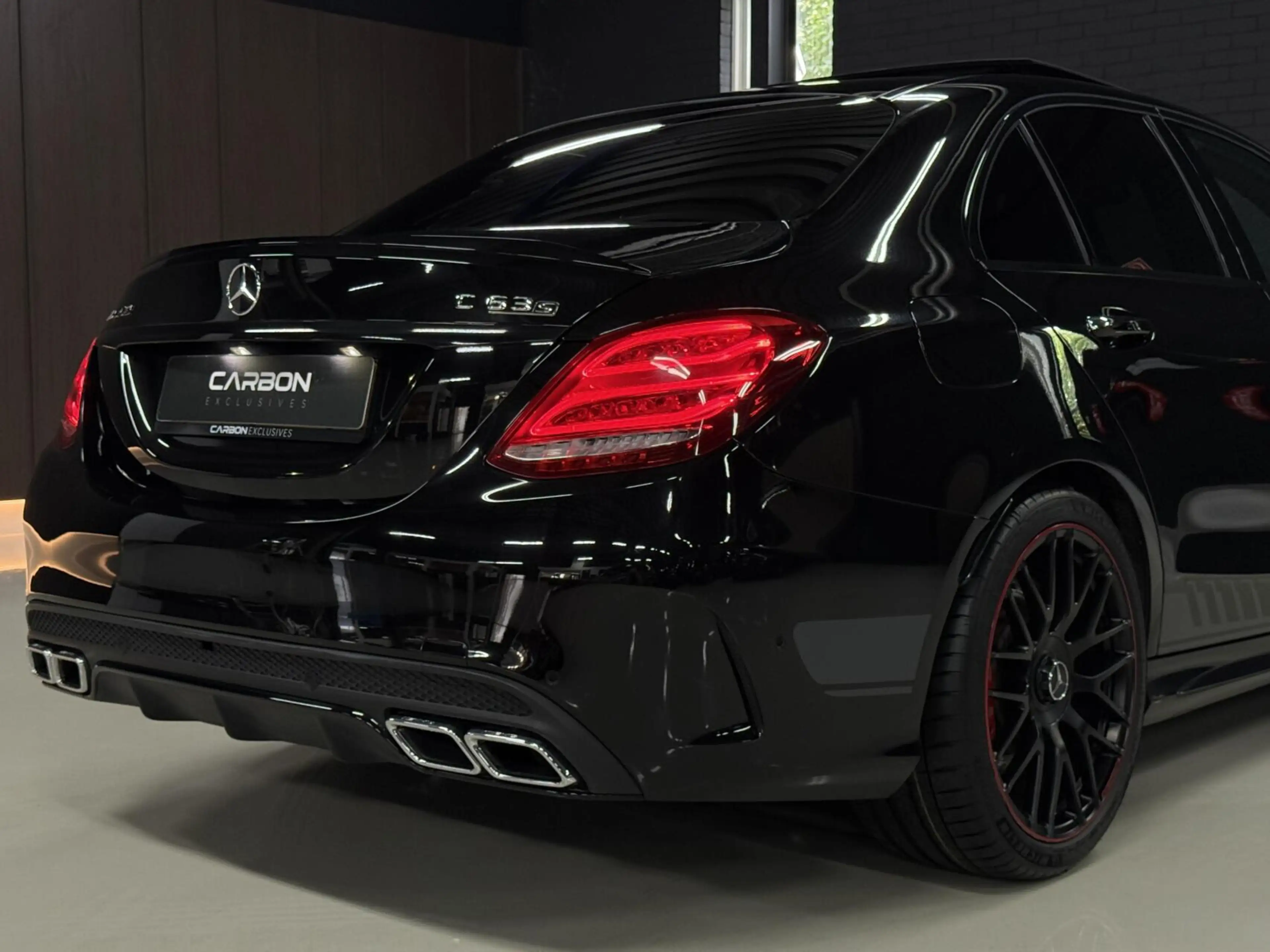 Mercedes-Benz C 63 AMG S — photo 14