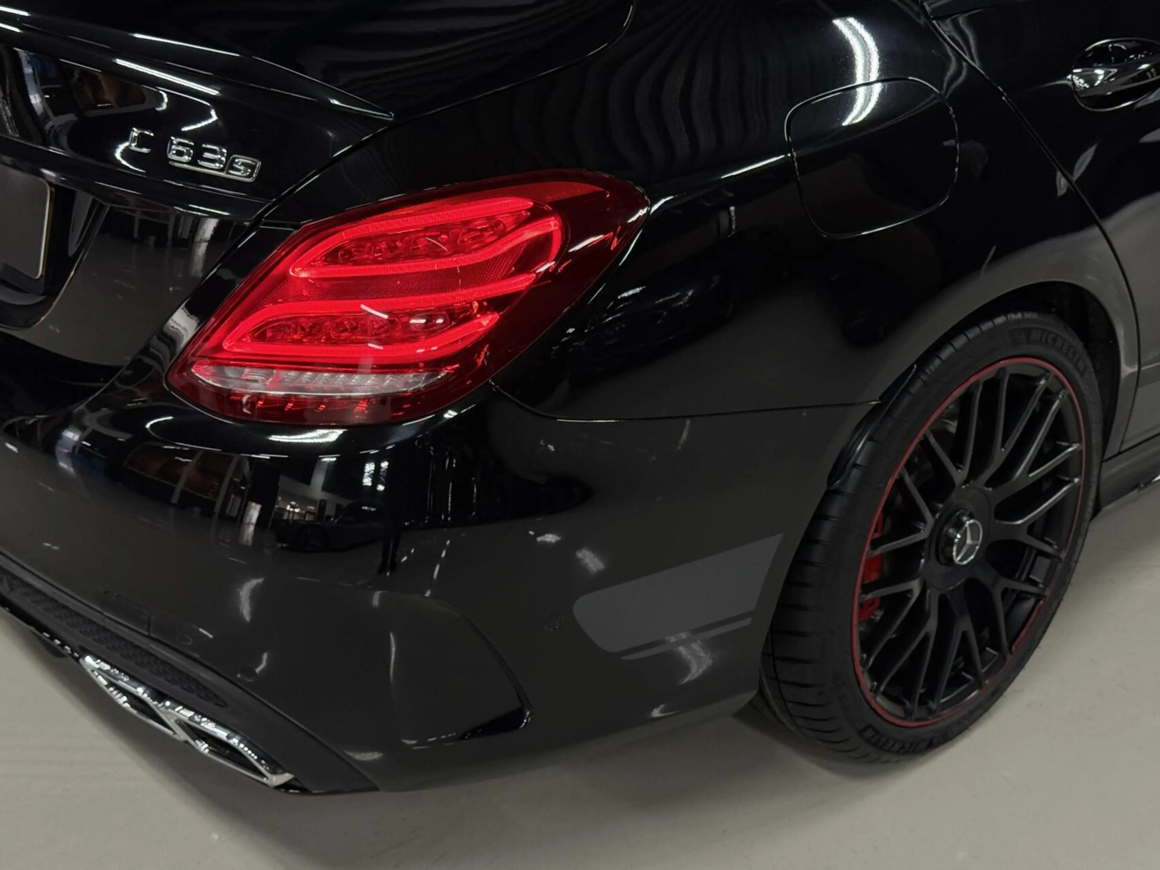 Mercedes-Benz C 63 AMG S — photo 8