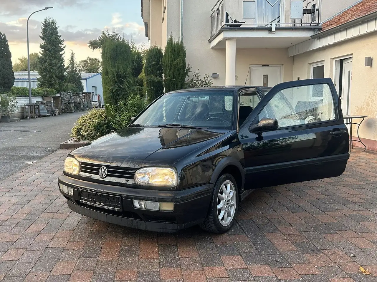 Volkswagen Golf GTI 2.0 ltr 115 PS - 3 türig - 2 Hand - AHK, foto 6