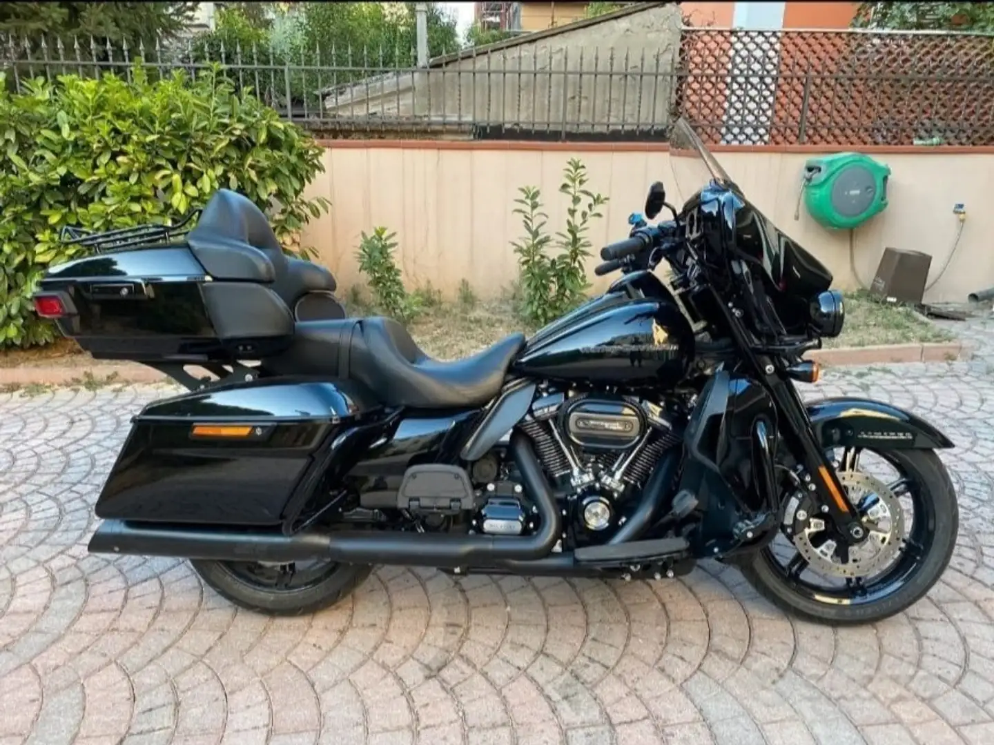Harley-Davidson Ultra Limited Negru - 2
