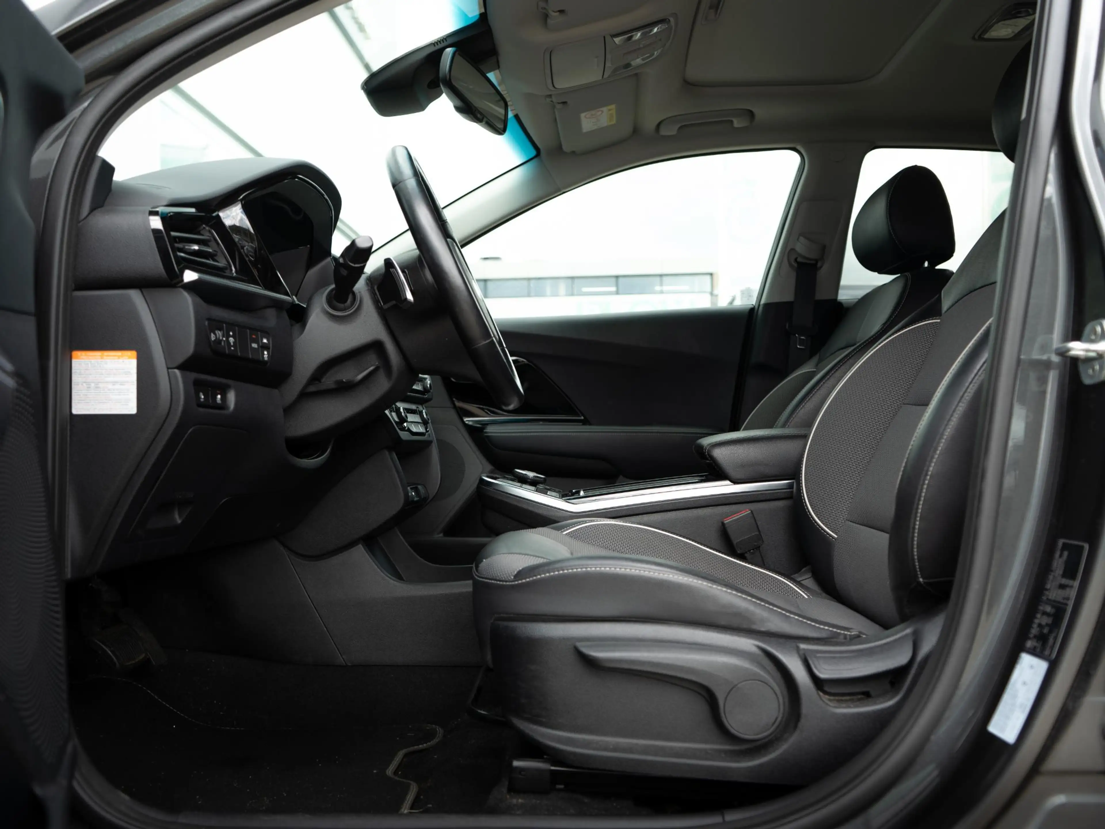 Kia e-Niro DynamicPlusLine 64 kWh | Achteruitrijcamera |Stoel — photo 15