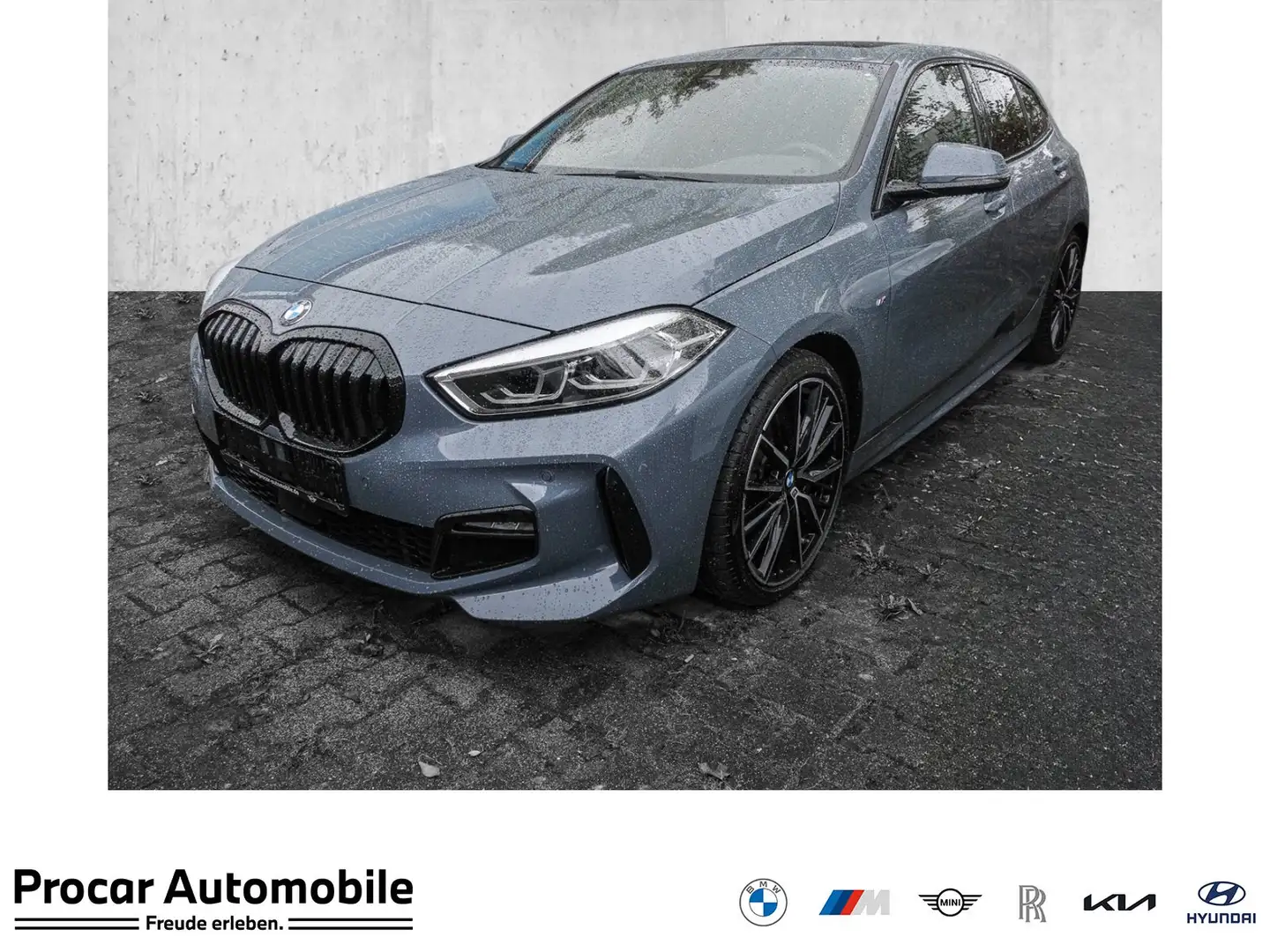 BMW 118 i M Sport PANO RFK NAVI LED Sound Syst. DAB Grau - 1