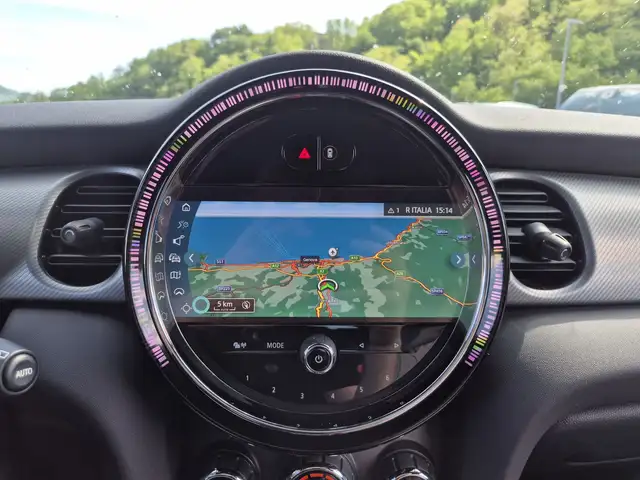 Mini Cooper Cooper view 11