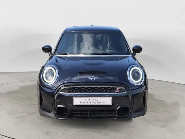 Mini Cooper Cooper view 2