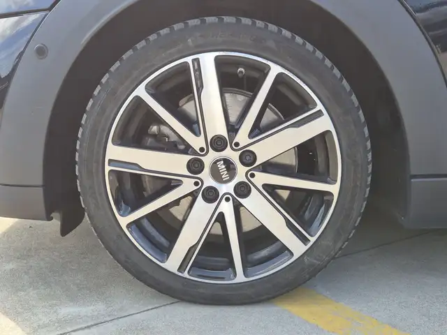 Mini Cooper Cooper view 13