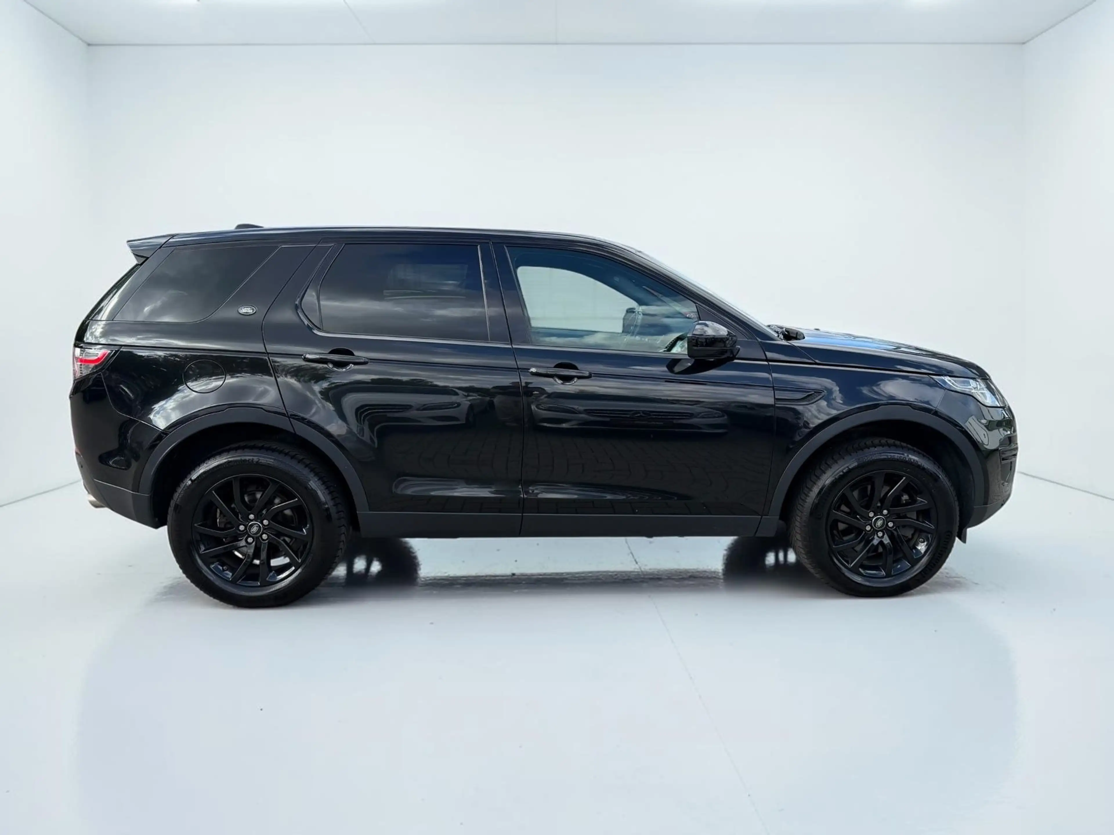 Land Rover Discovery Sport SE AWD*MERIDIAN*PANO*NAVI*AHK* — photo 5